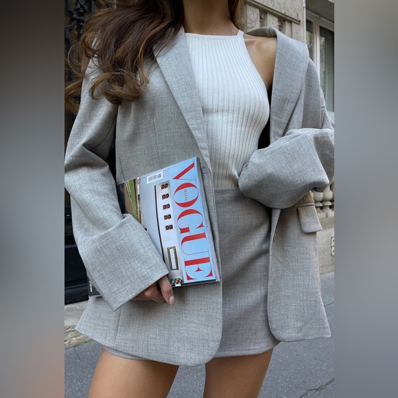 White Fox Boutique Socialite Blazer & Socialite Mini Skirt Pebble Size XS NWT 🩶✨ - Picture 2 of 5